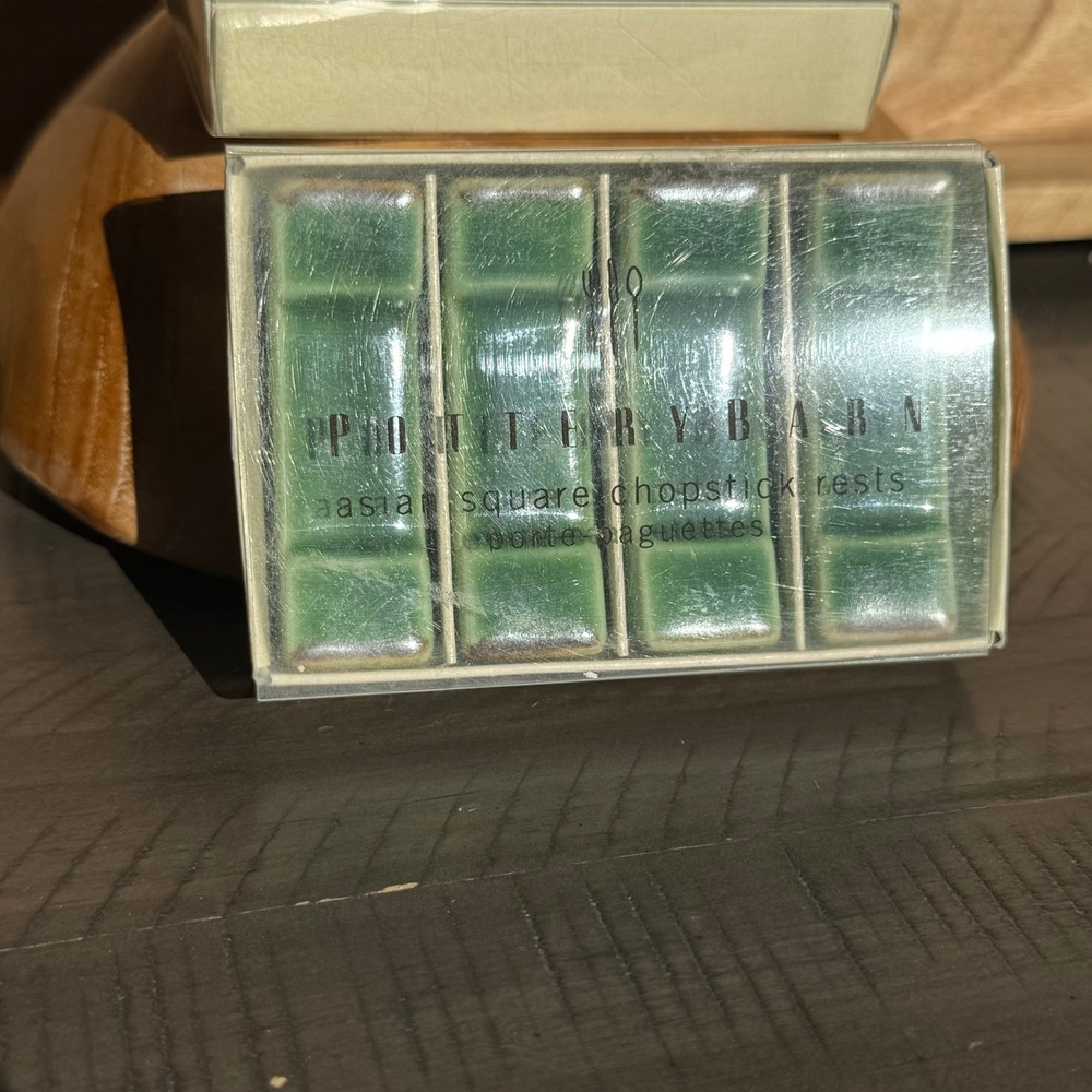 Pottery Barn Asian Square Chopstick Rests Holder Set of 4 Green‎ Ceramic - Picture 4 of 6